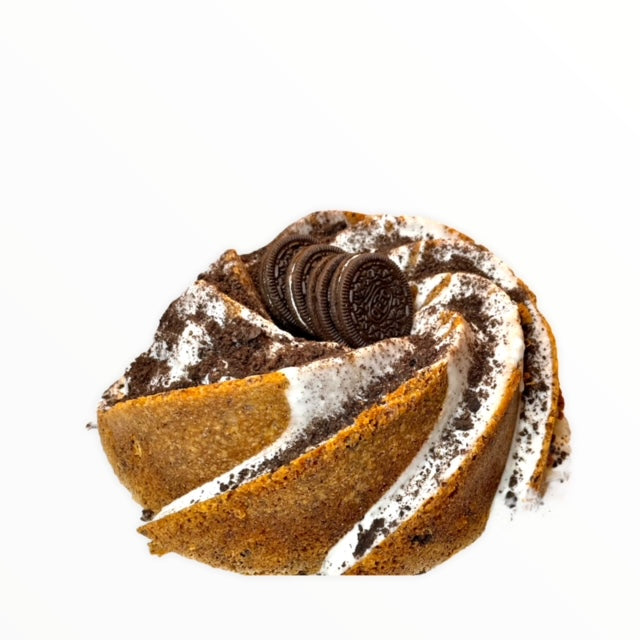 Cookies and Cream Pound Cake - JoCakes